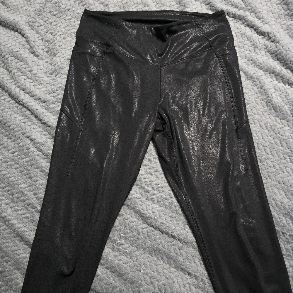 Victorias Secret Active Shine Leggings Size Medium